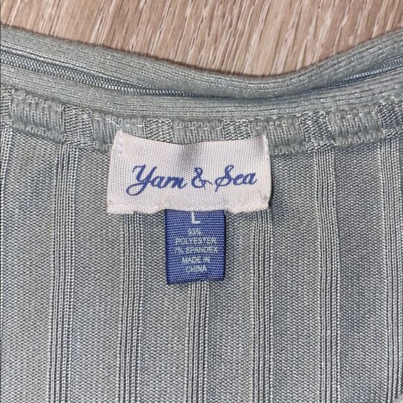 Yarn & Sea Ribbed Button Up Twist Front - Picture 4 of 6